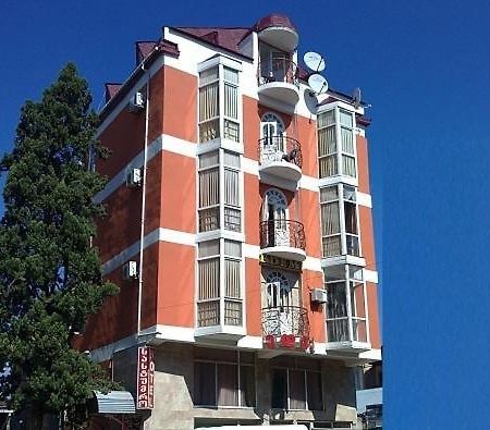 Edemi Hotel Kutaisi Exterior foto