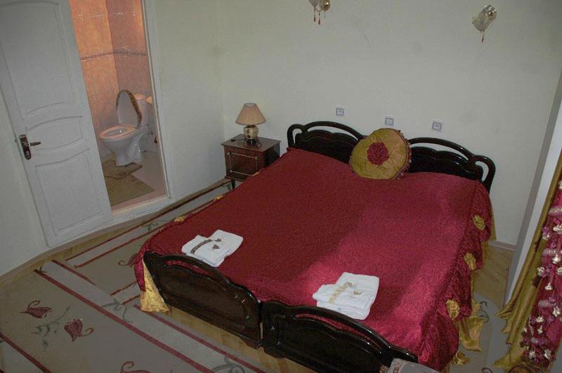Edemi Hotel Kutaisi Cameră foto